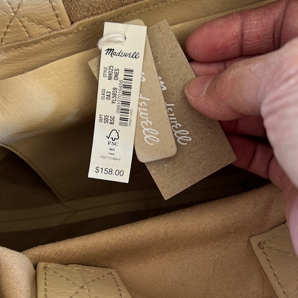 Madewell The Piazza Crossbody Bag in Buttered Scone - Picture 6 of 10